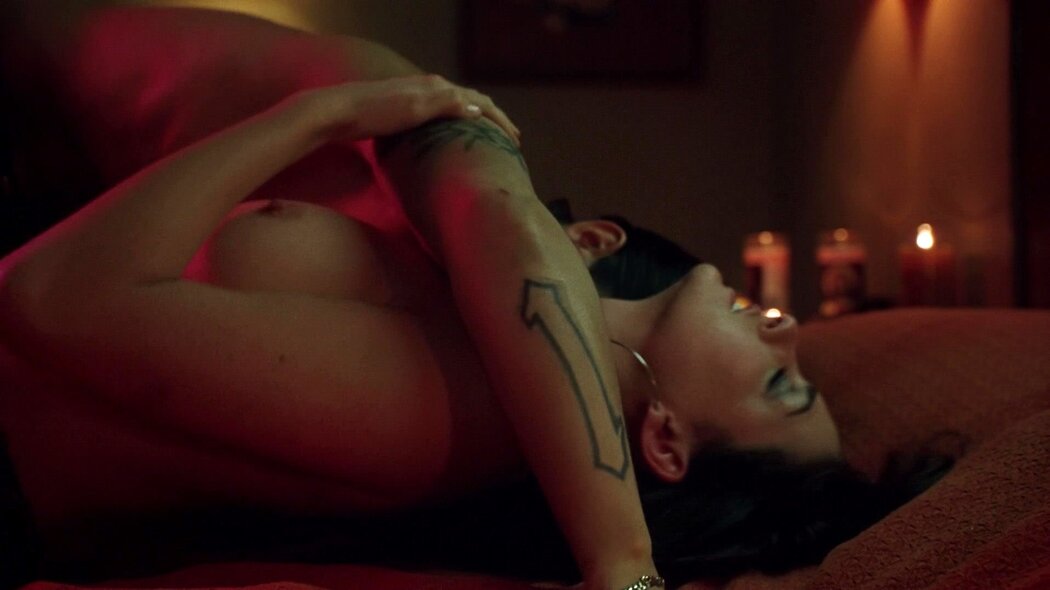 Anne Hathaway Sex
