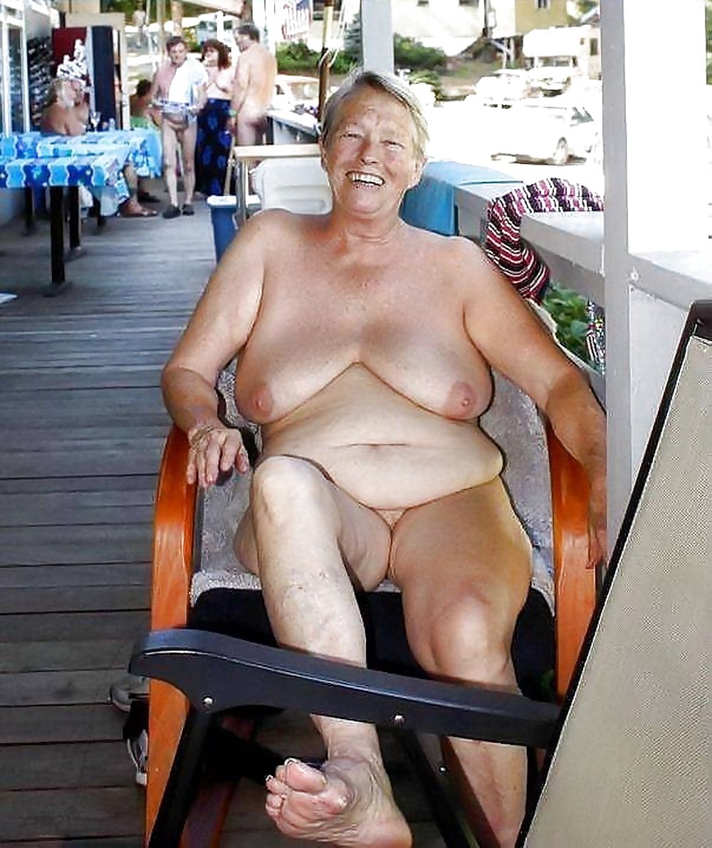 Granny Nudist