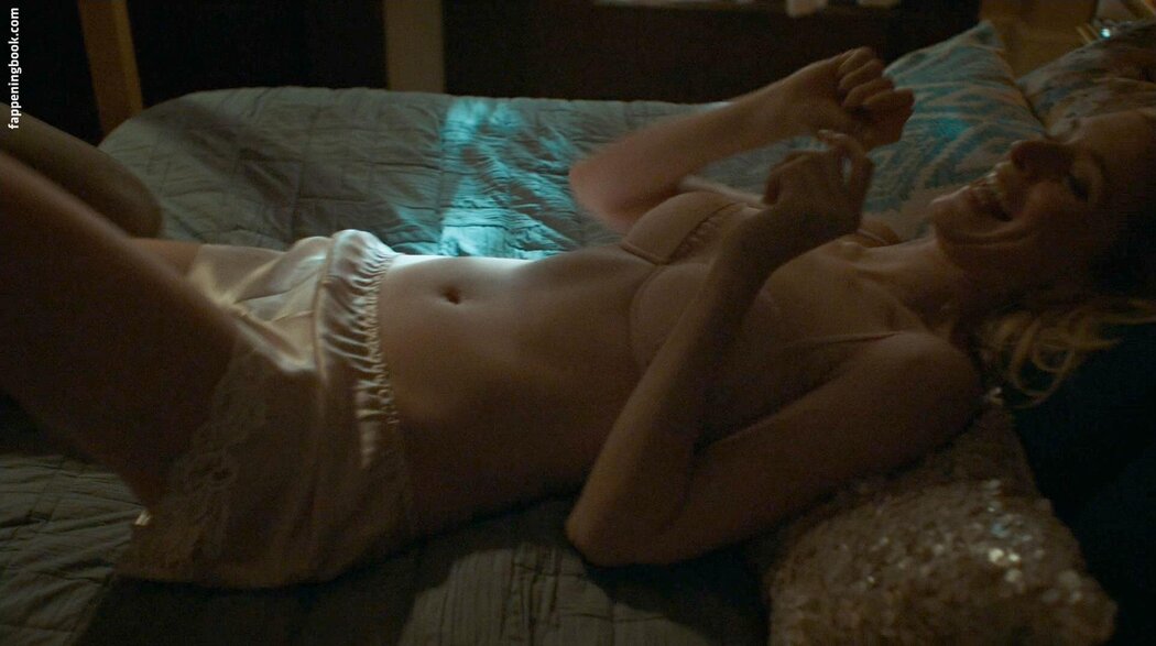 Willa Fitzgerald Nude