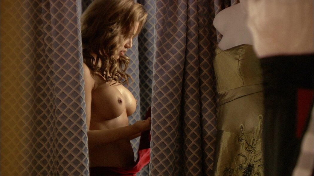 Willa Fitzgerald Nude