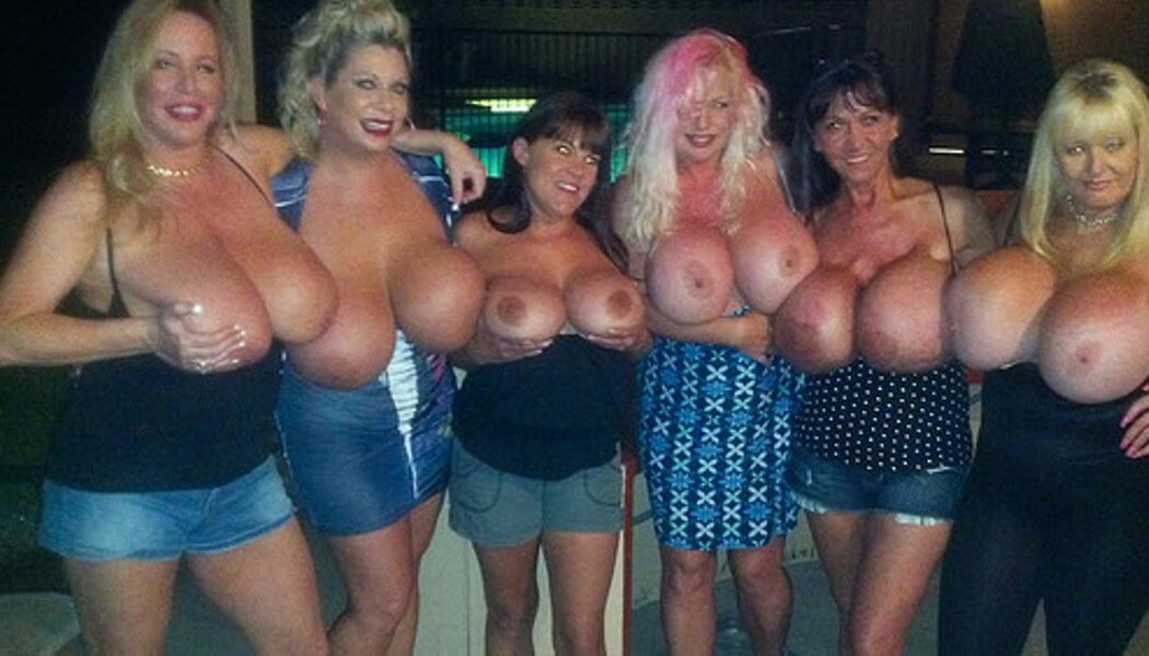 Maxi Mounds