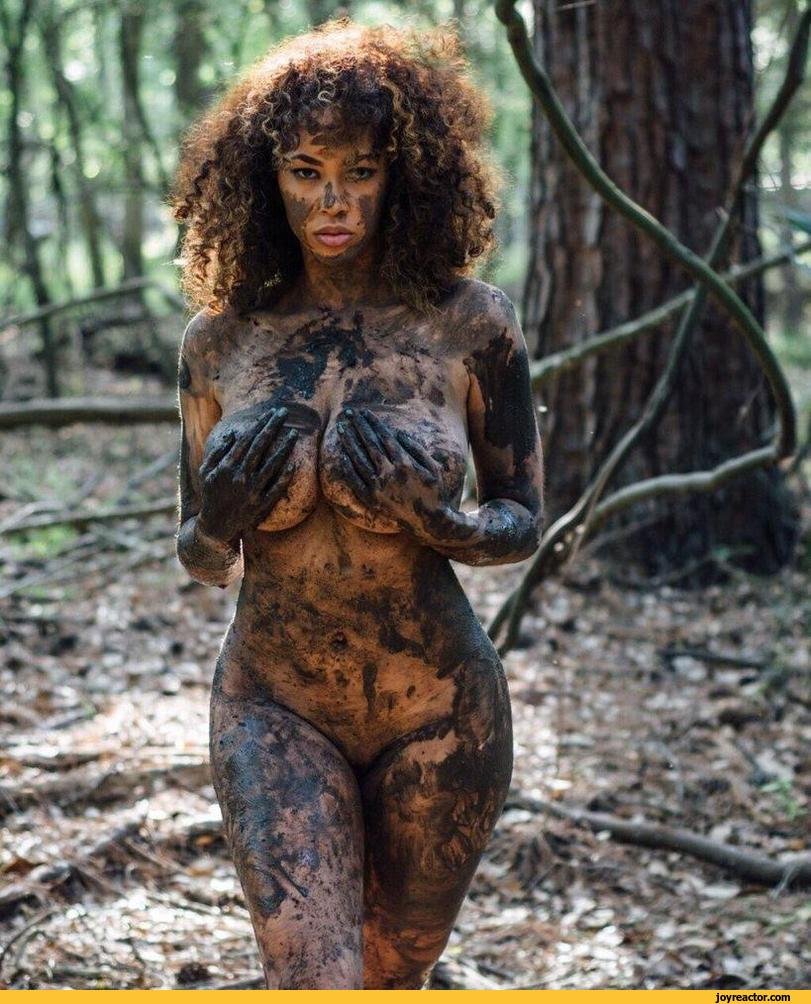 Muddy Nude