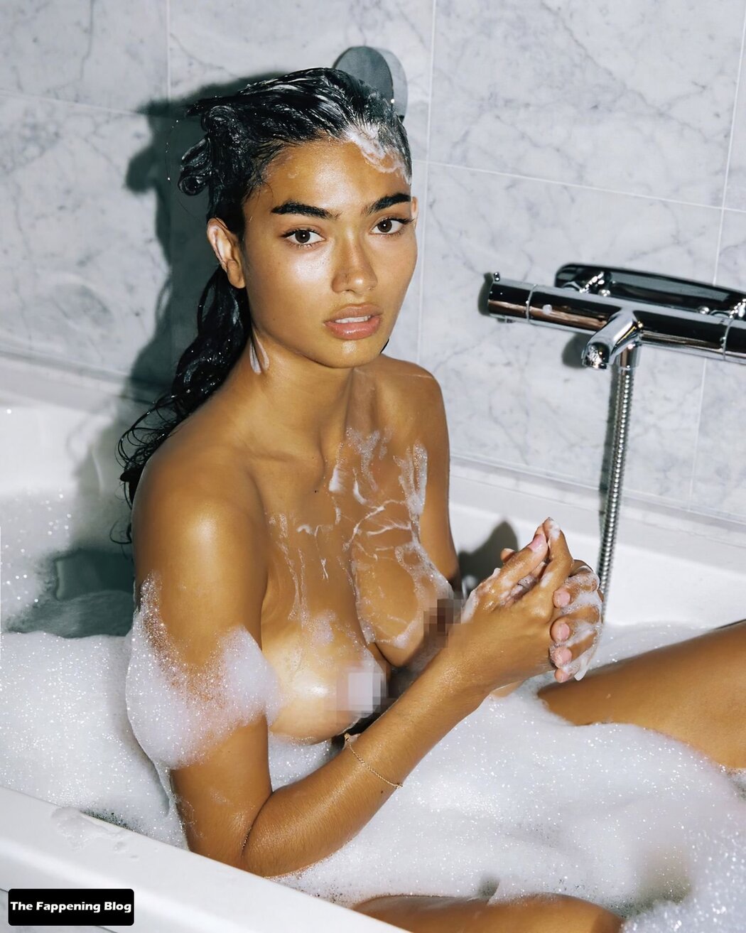 Kelly Gale