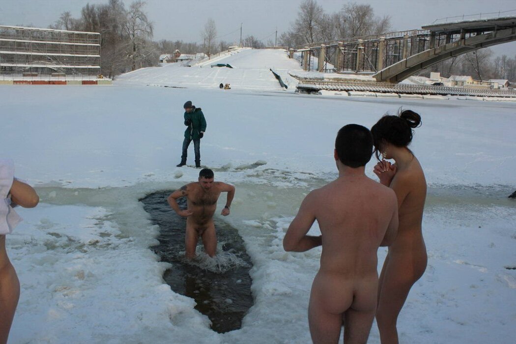 Winter Swim Nude