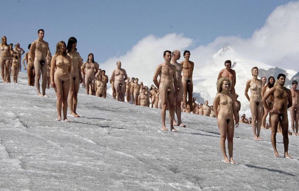 Naked PEOPLE