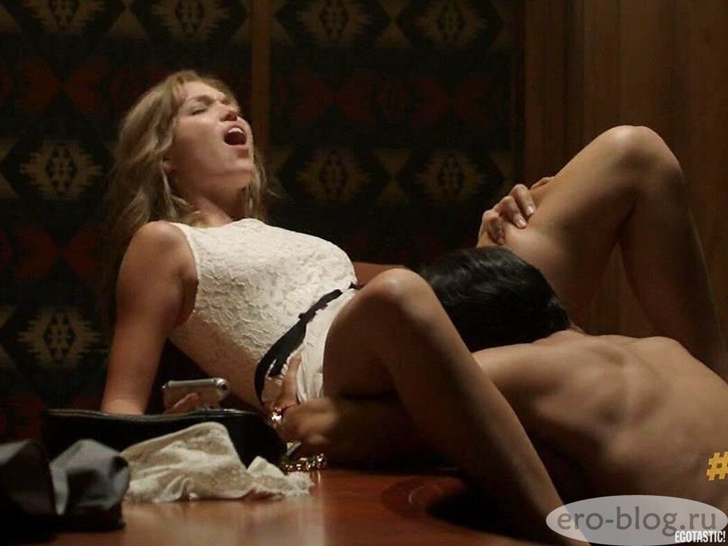 Lili Simmons Porn