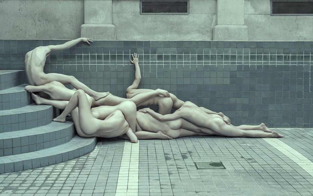 Naked PEOPLE