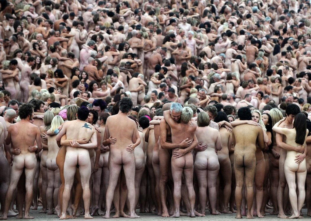 Naked PEOPLE