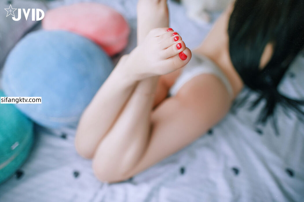 JVID Han Shuang Er 韓双兒 – 明媚少女私拍 清纯唯美 粉嫩红樱桃 沐浴阳光中 娇羞可人 Part1