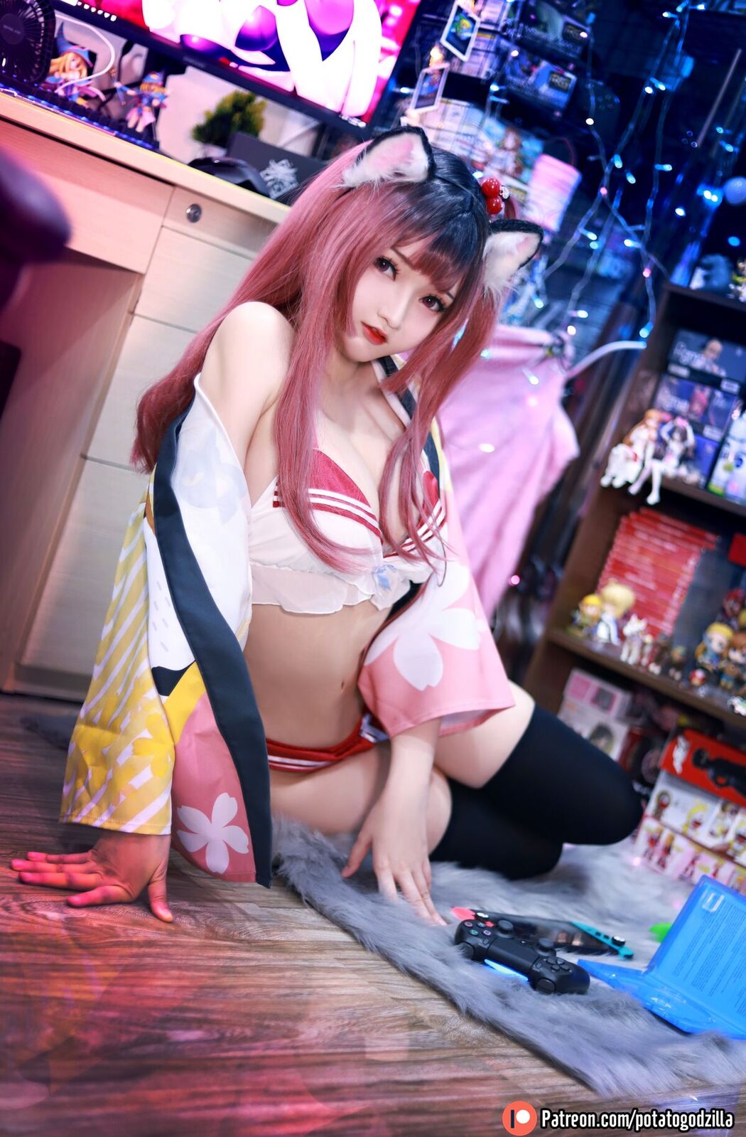 Coser@Potato Godzilla – Weeb Girl