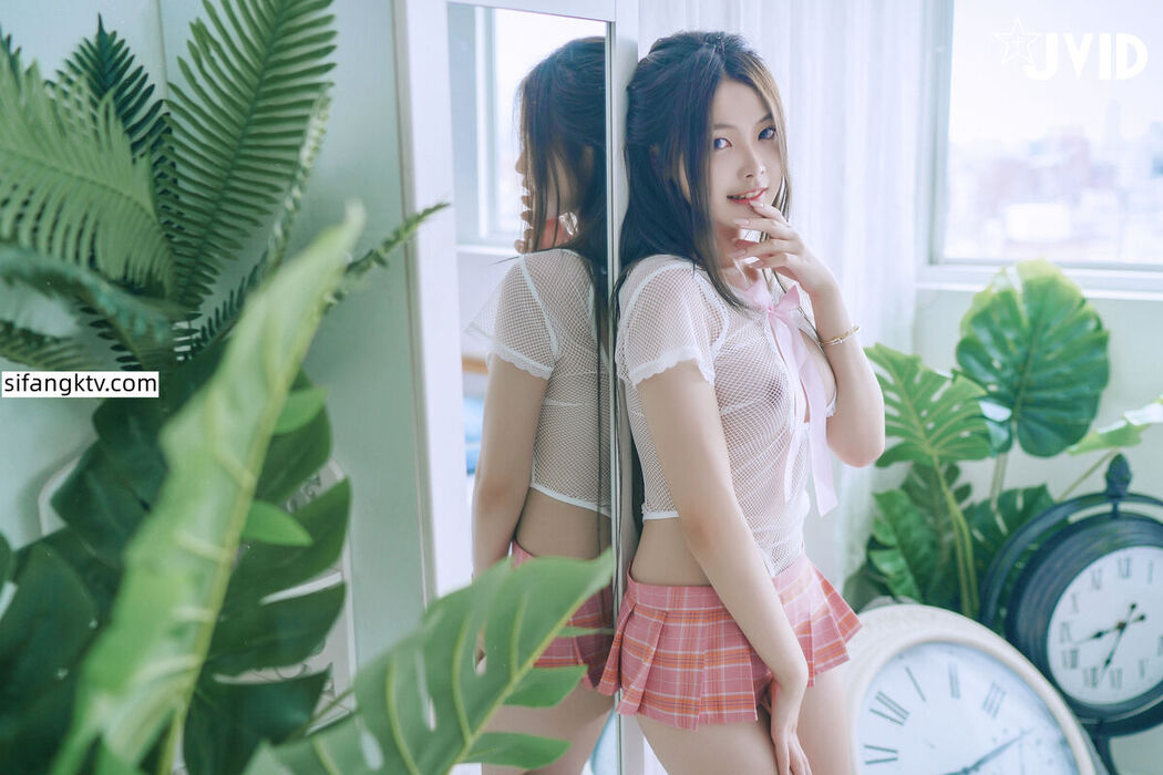 JVID Han Shuang Er 韓双兒 – 明媚少女私拍 清纯唯美 粉嫩红樱桃 沐浴阳光中 娇羞可人 Part1