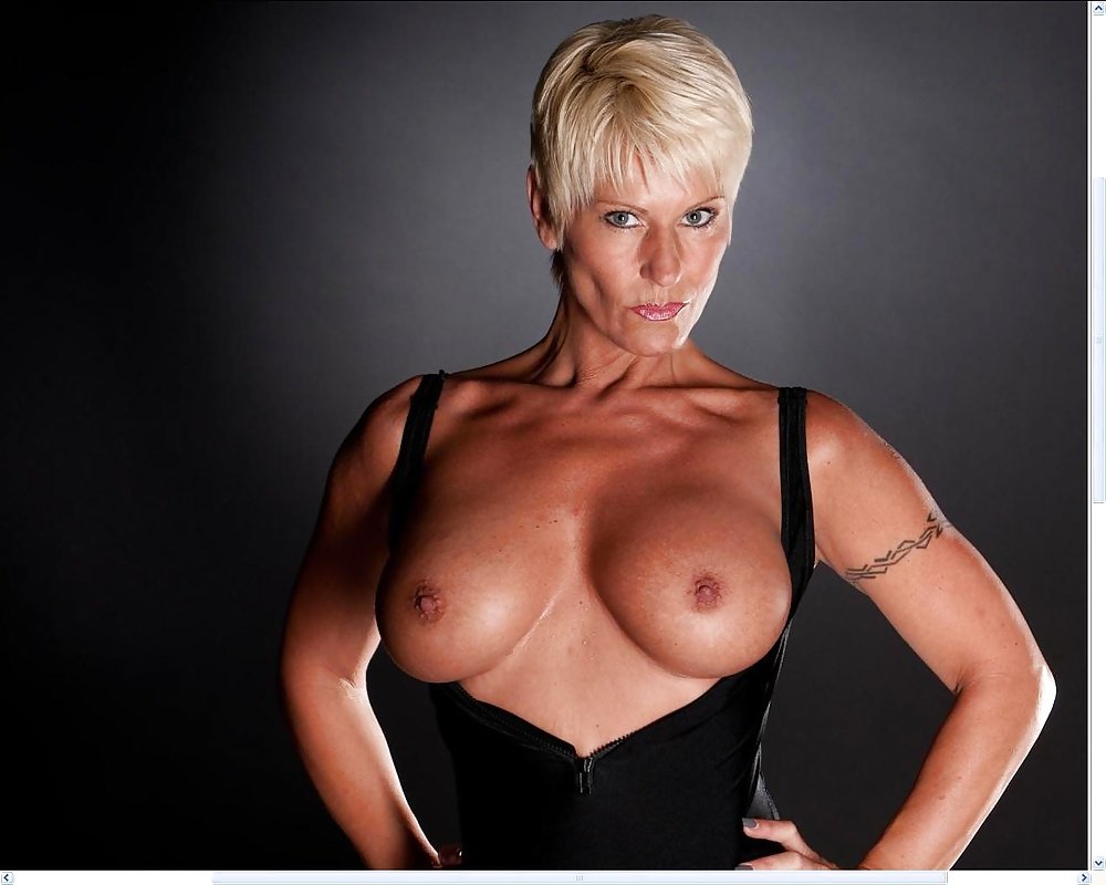 MILFS WITH SHORT HAIRCUTS