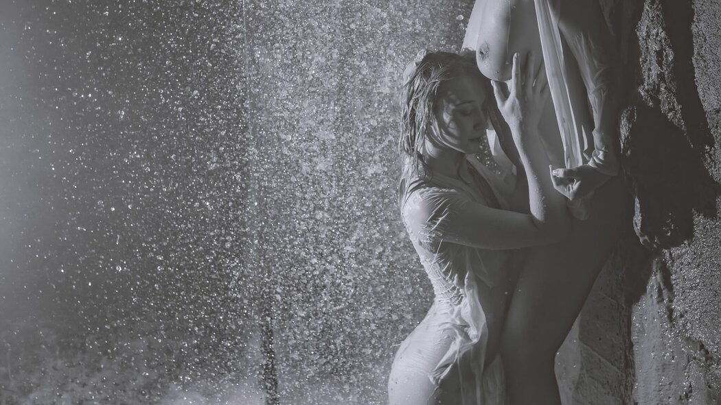 Rain Paris Nude