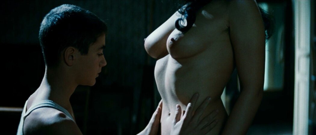 Monica Bellucci Naked