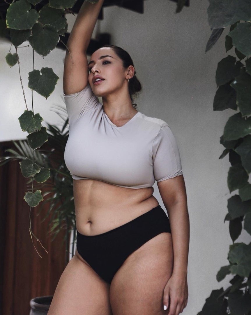 Jada Sezer