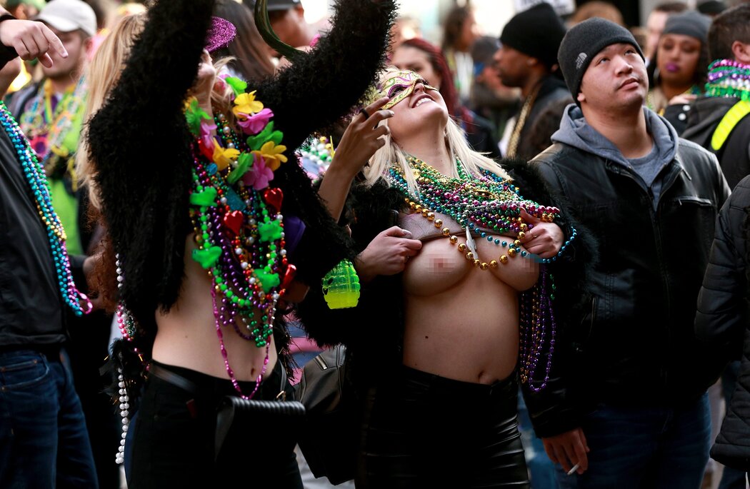 Mardi Gras Boobs