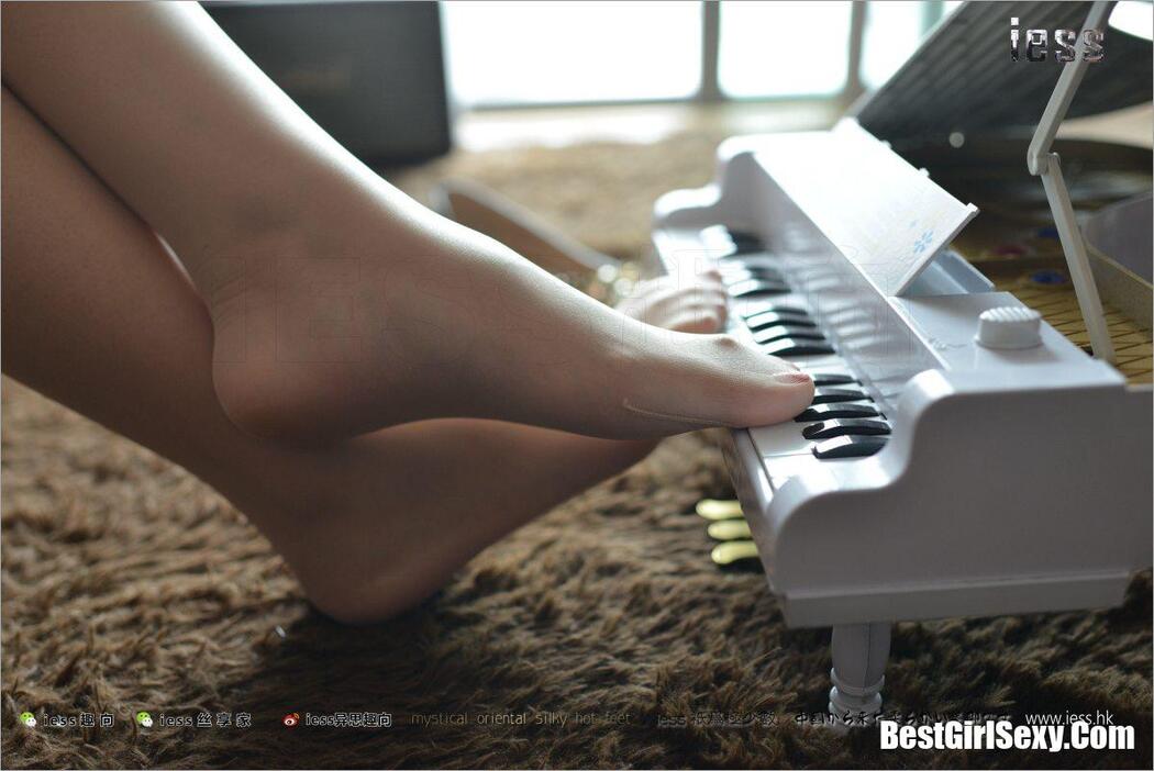 IESS异思趣向 No.138 Fang Fang
