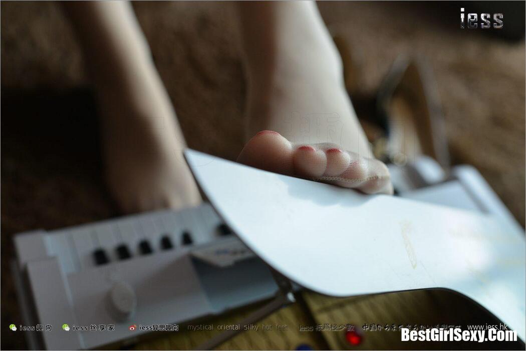 IESS异思趣向 No.138 Fang Fang