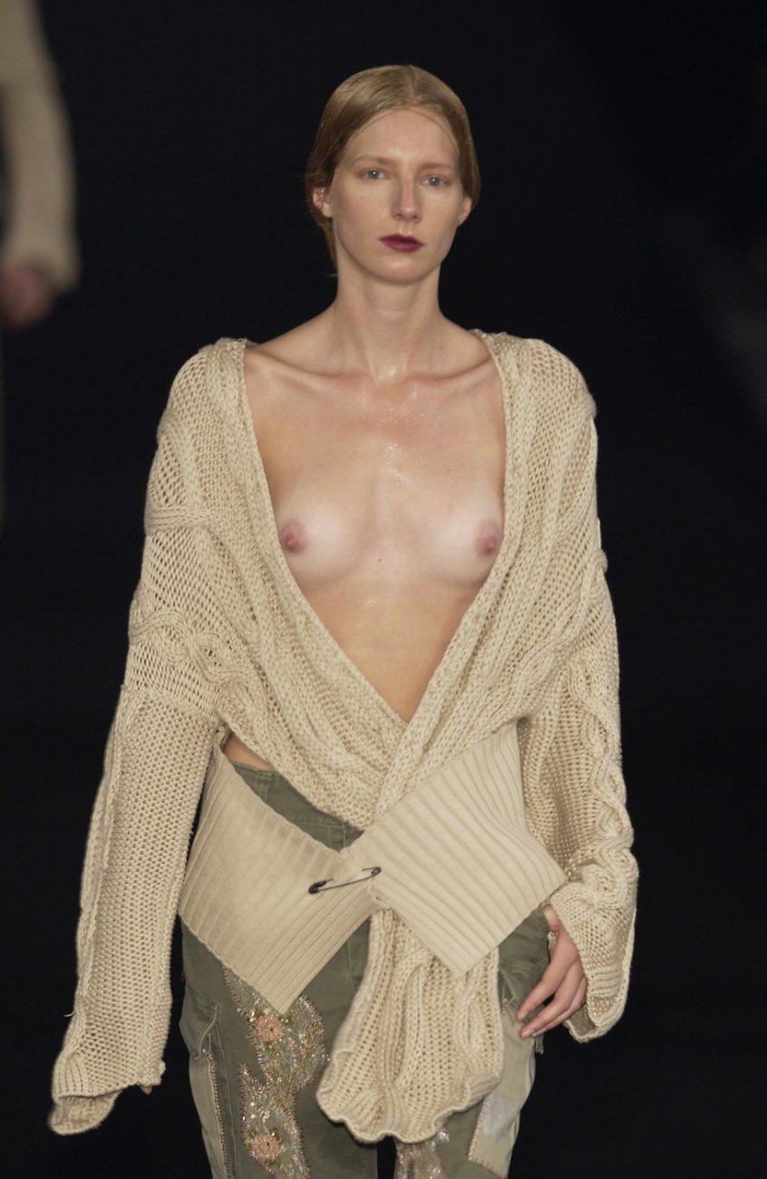 Naked Catwalk Shots