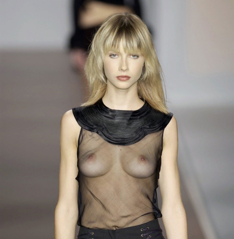 Naked Catwalk Shots