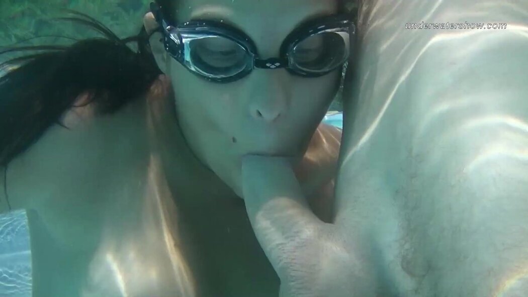 Underwater Blowjob