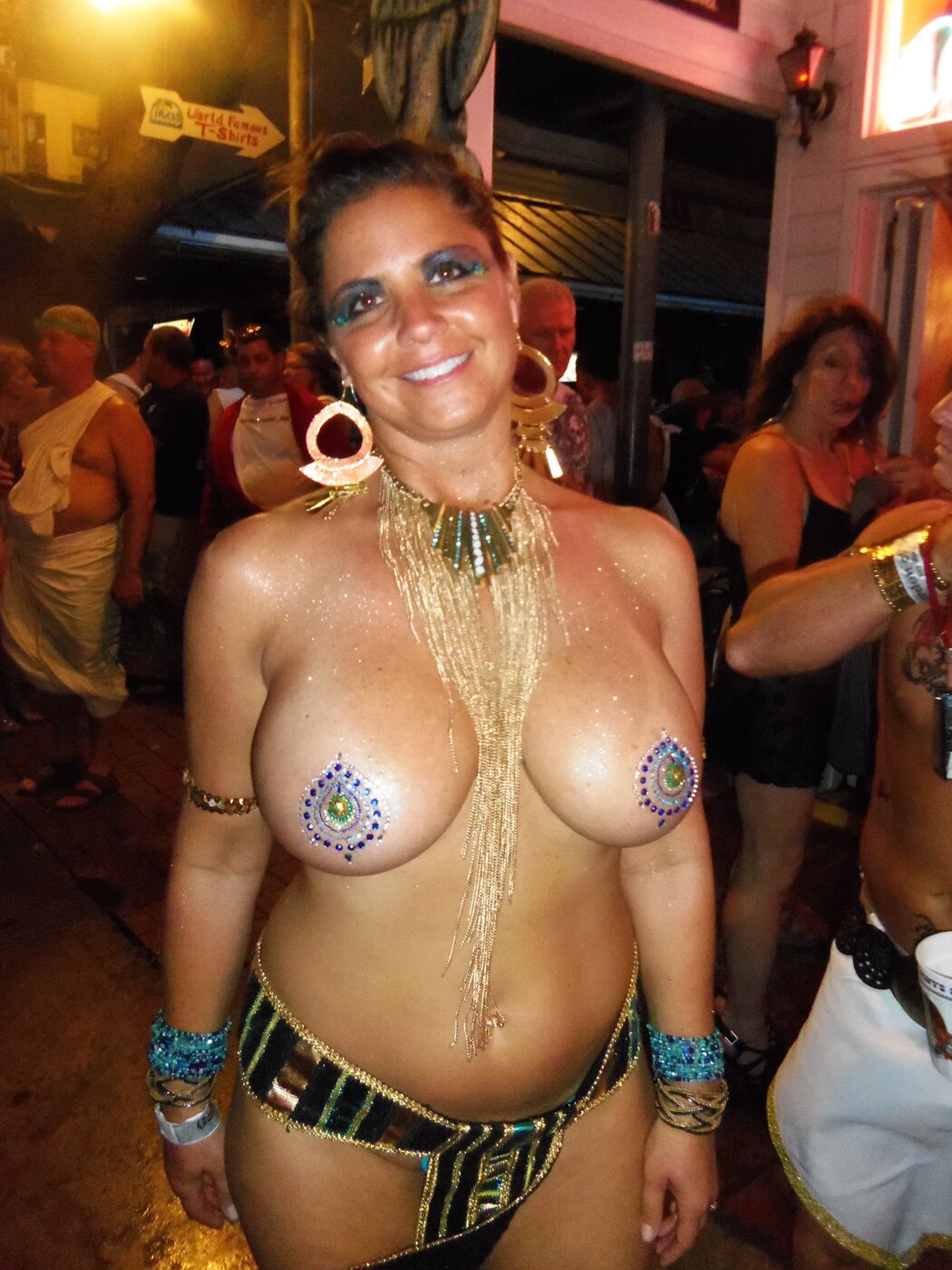 Mardi Gra Nude