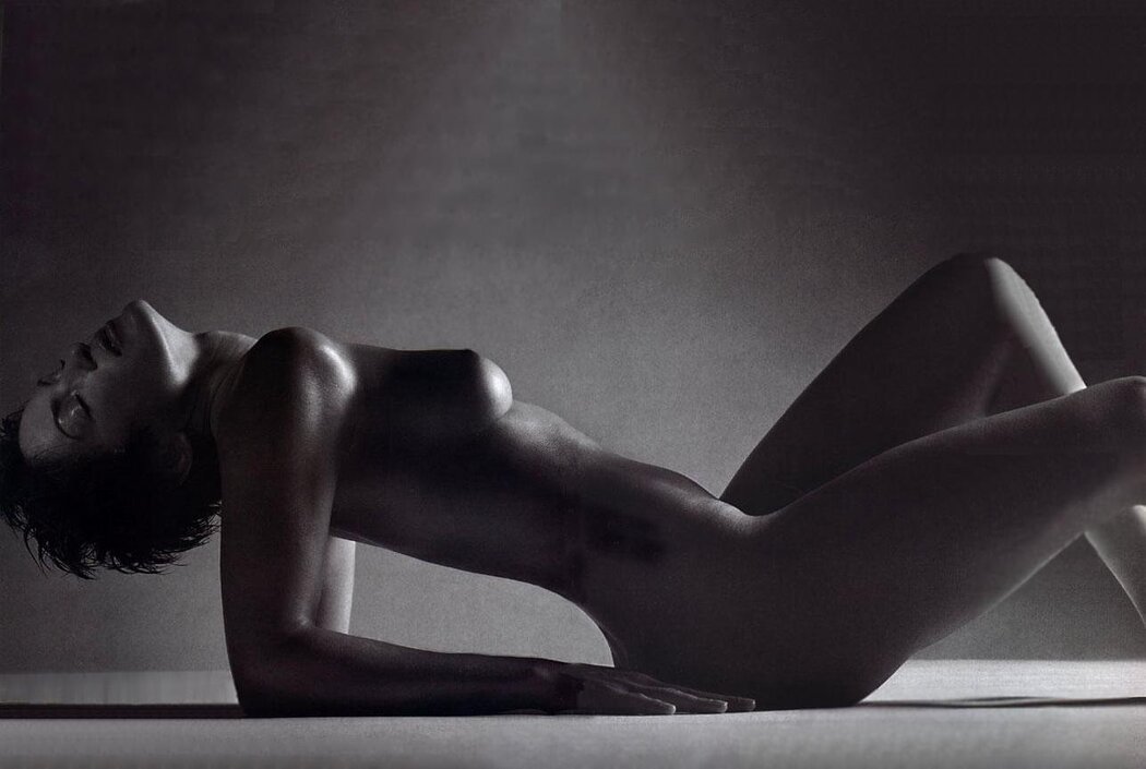 Mariska Hargitay Nude