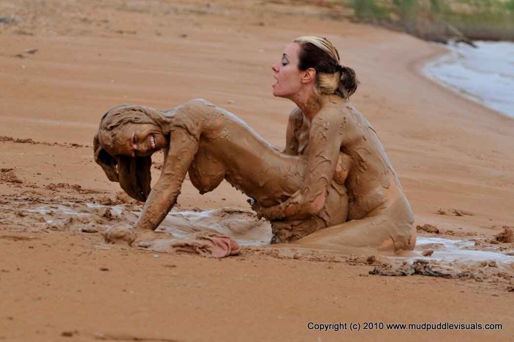 Nude Women Mud