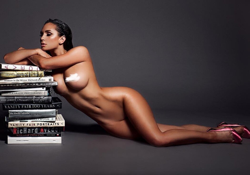 Rosie Roff Nude