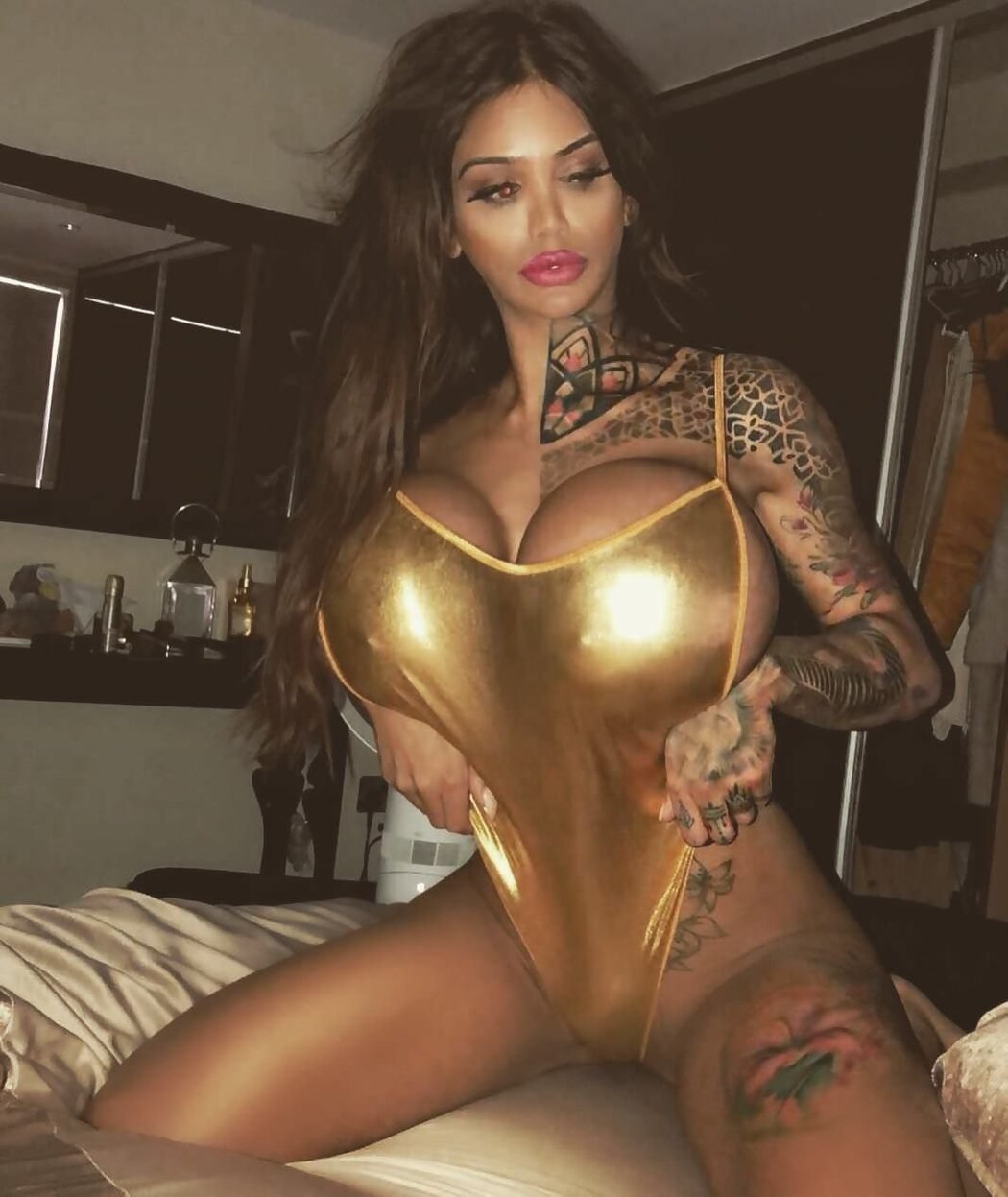Nicki Valentina Rose Nude