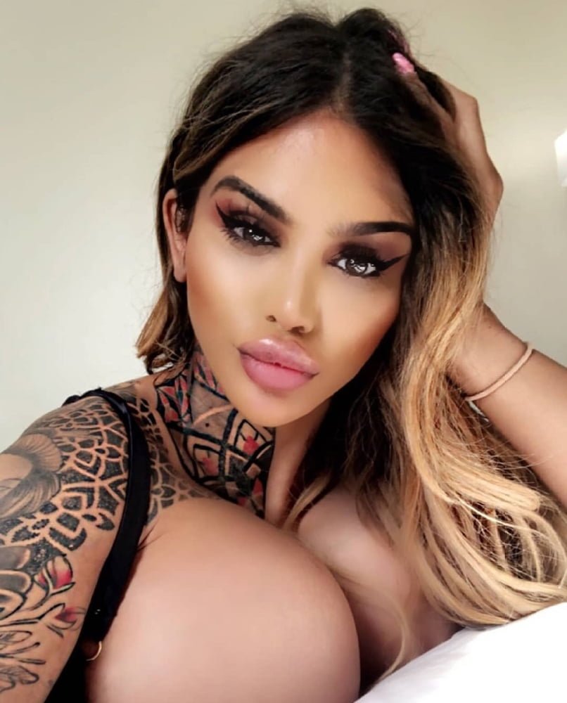 Nicki Valentina Rose Nude