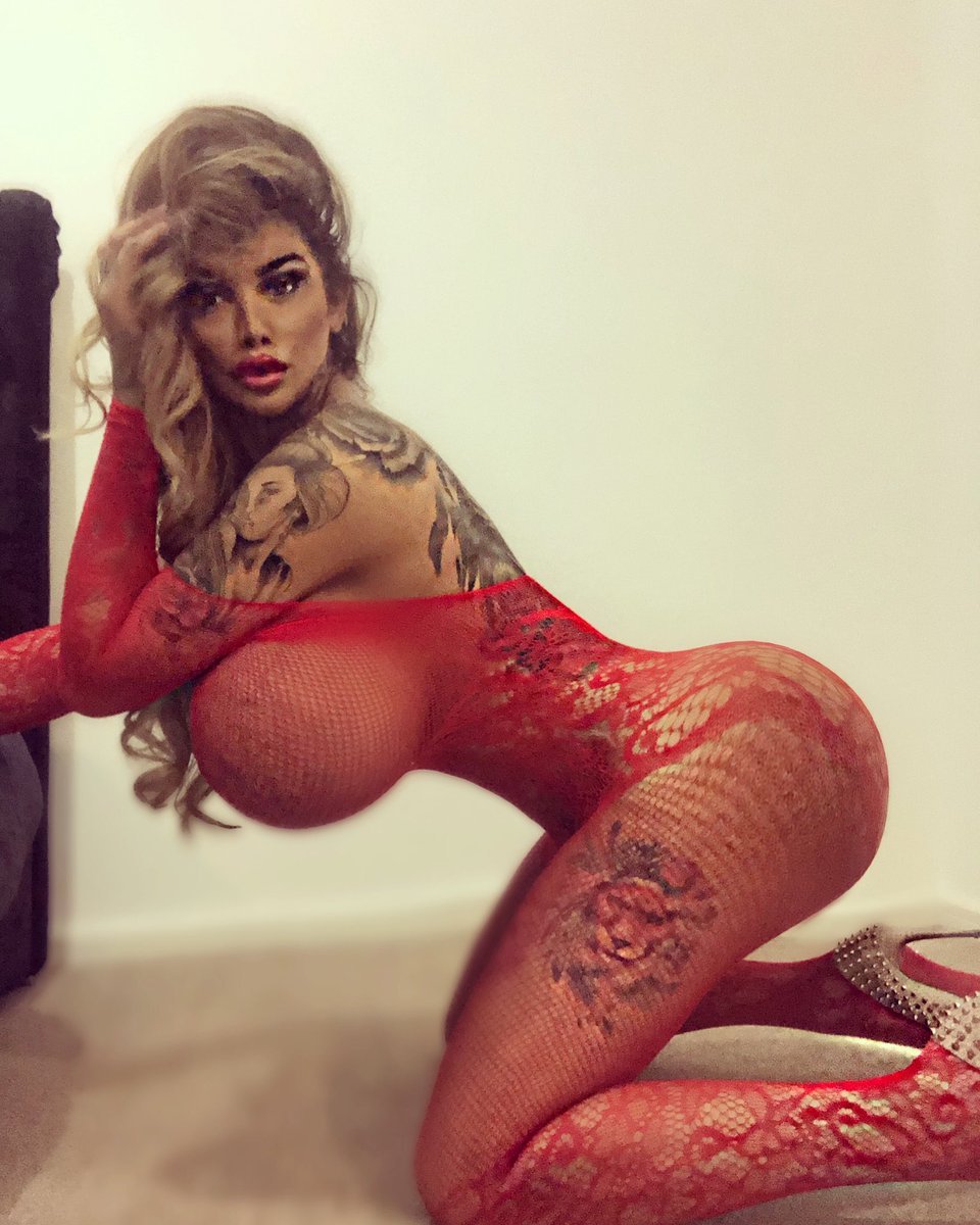 Nicki Valentina Rose Nude
