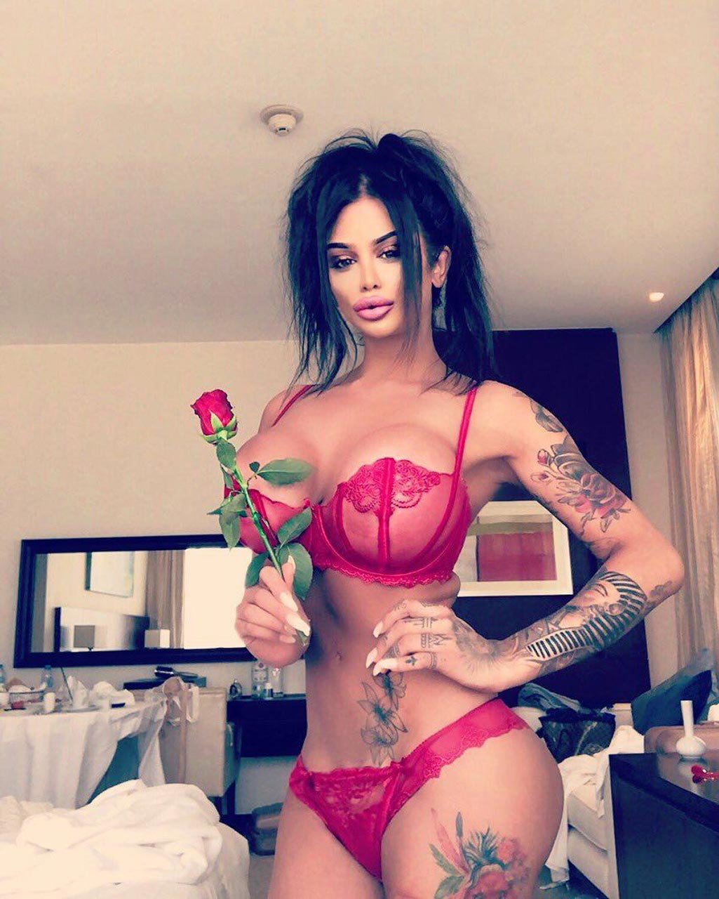 Nicki Valentina Rose Nude