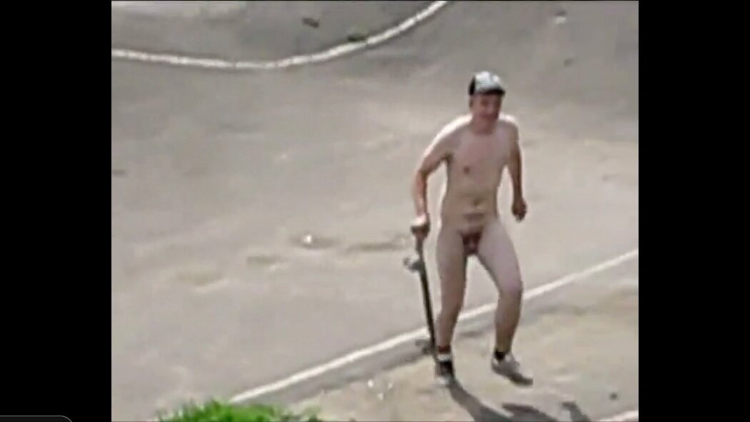 Jackson Skate Nude