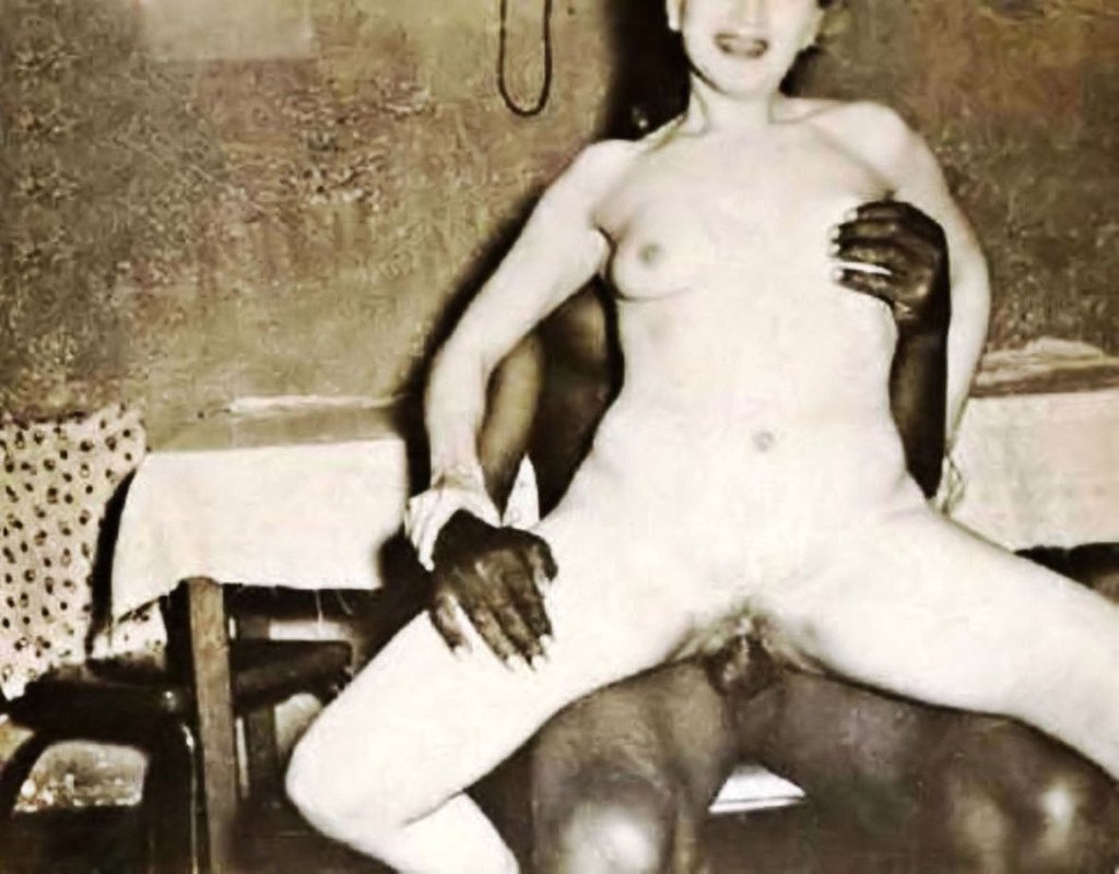 Nude Nazi Girls