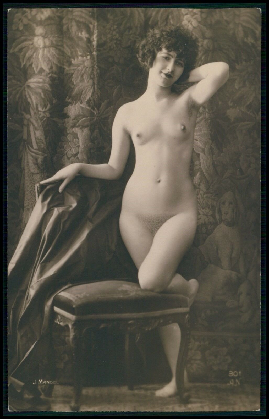 Nude French Pics