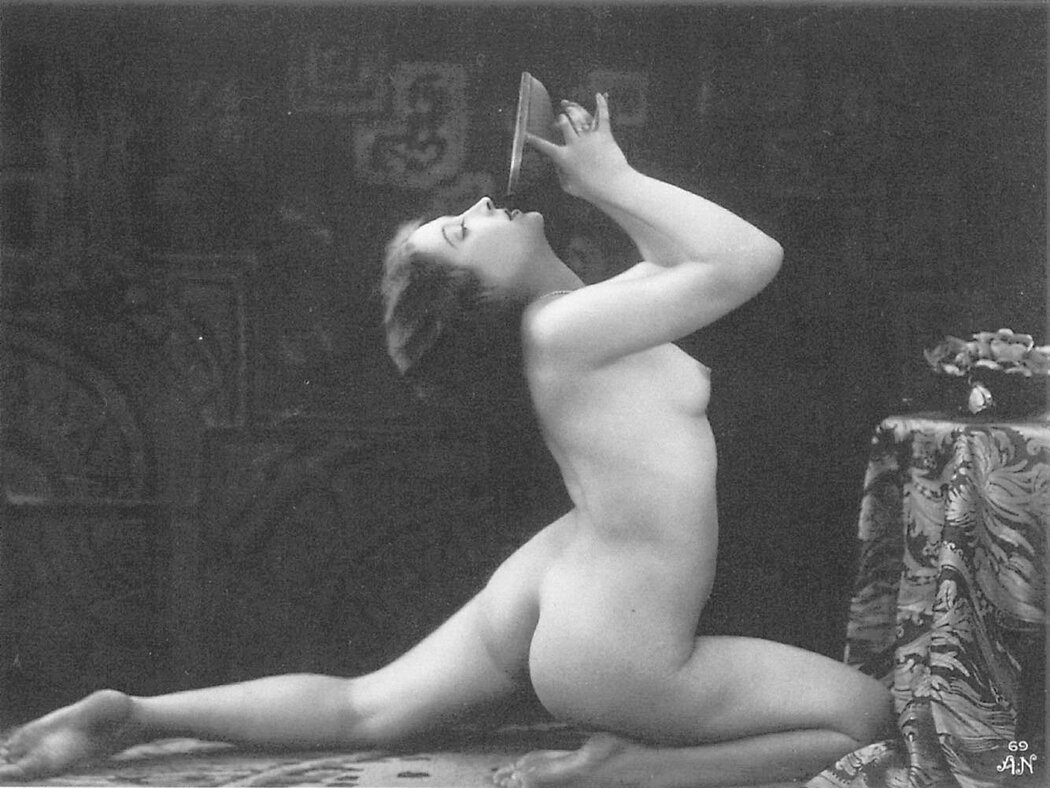 Nude French Pics
