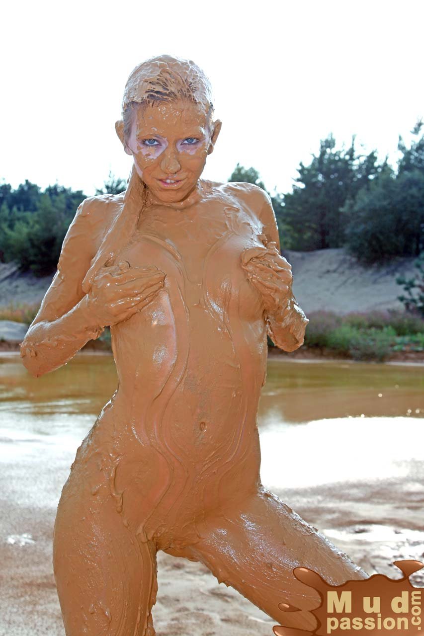 Naked In Mud