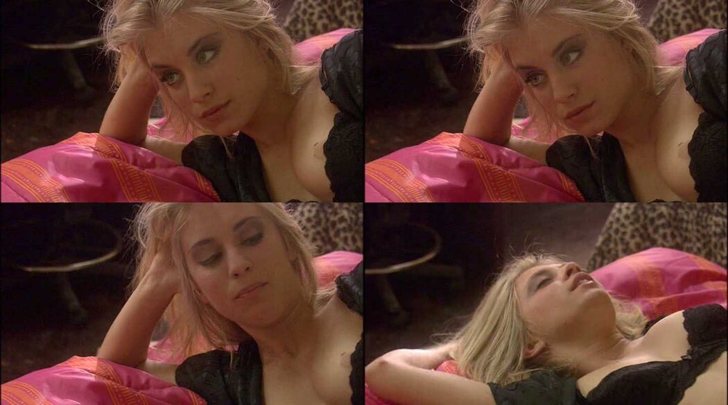Jennifer Holland Naked