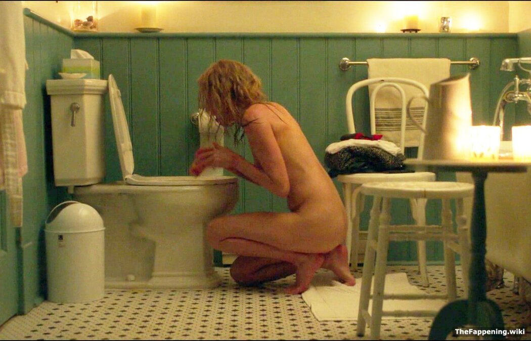 NAOMI WATTS NAKED