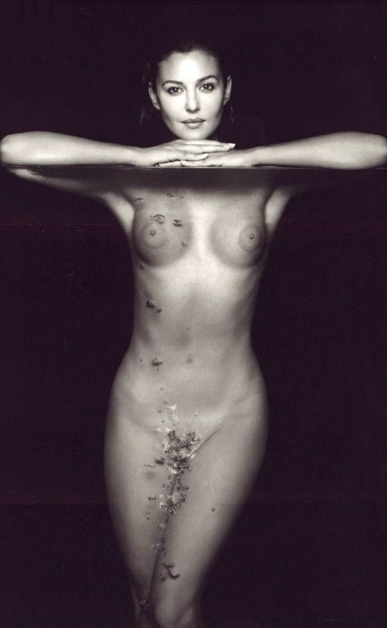 Monica Belucci Naked