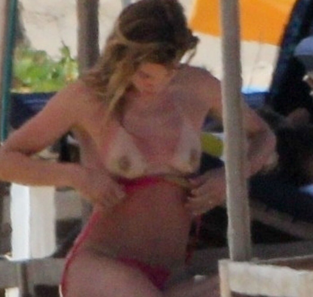 Doutzen Kroes Naked