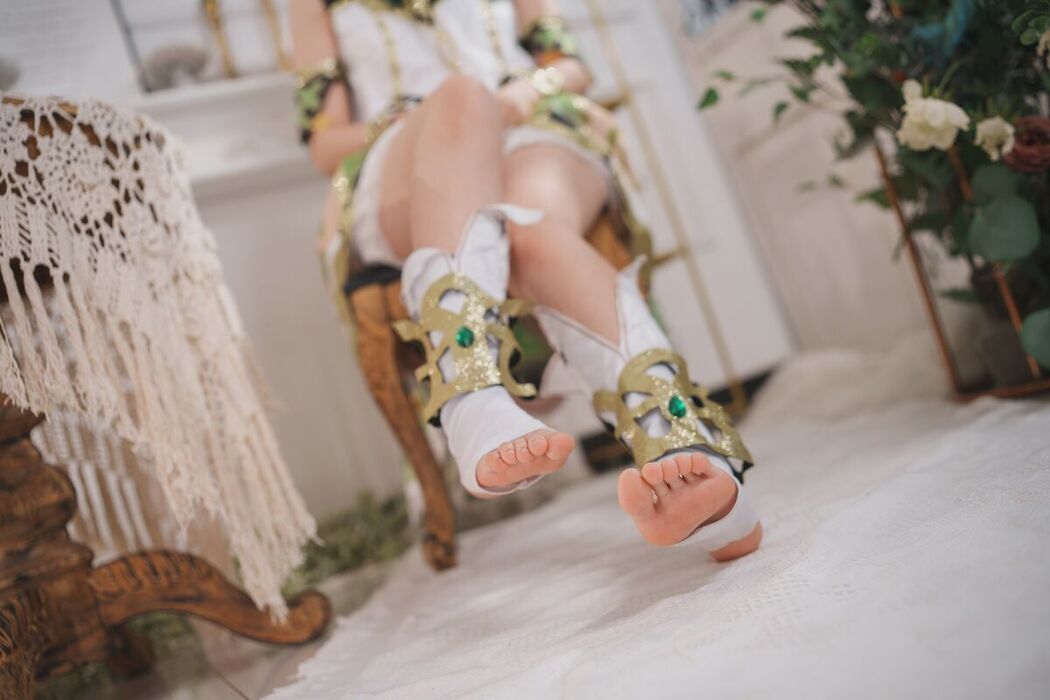 Coser@Seele麦麦 – 小草神物语