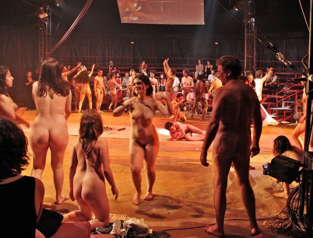Nude In Concert