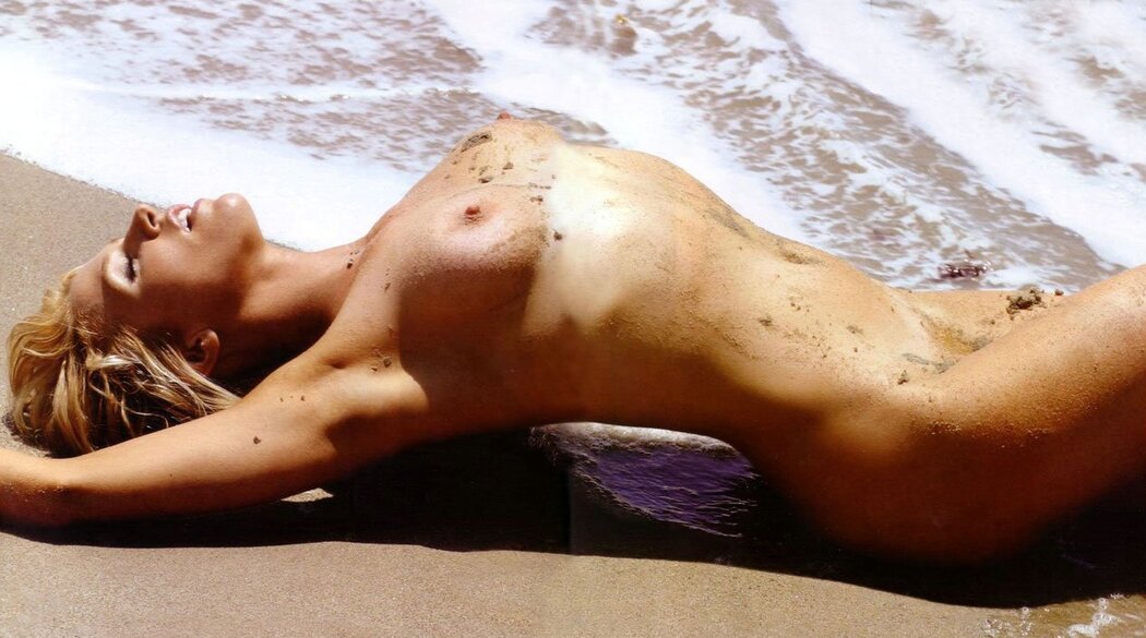 Kiele Montgomery Nude