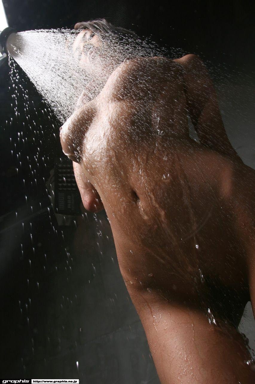 NAKED AFTER Shower