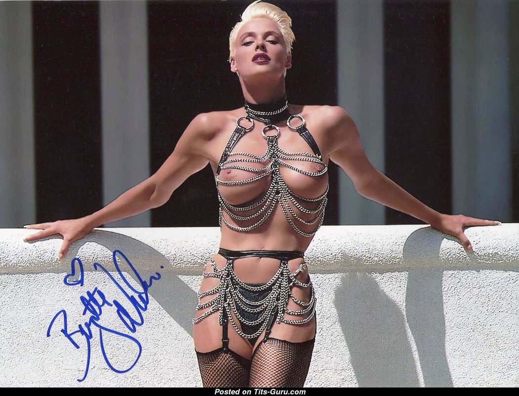Brigitte Nielsen Naked