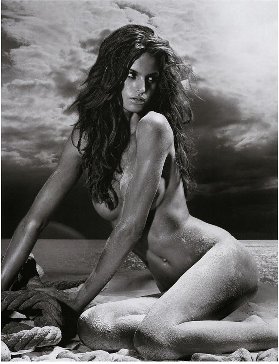 Alessandra Ambrosio Naked