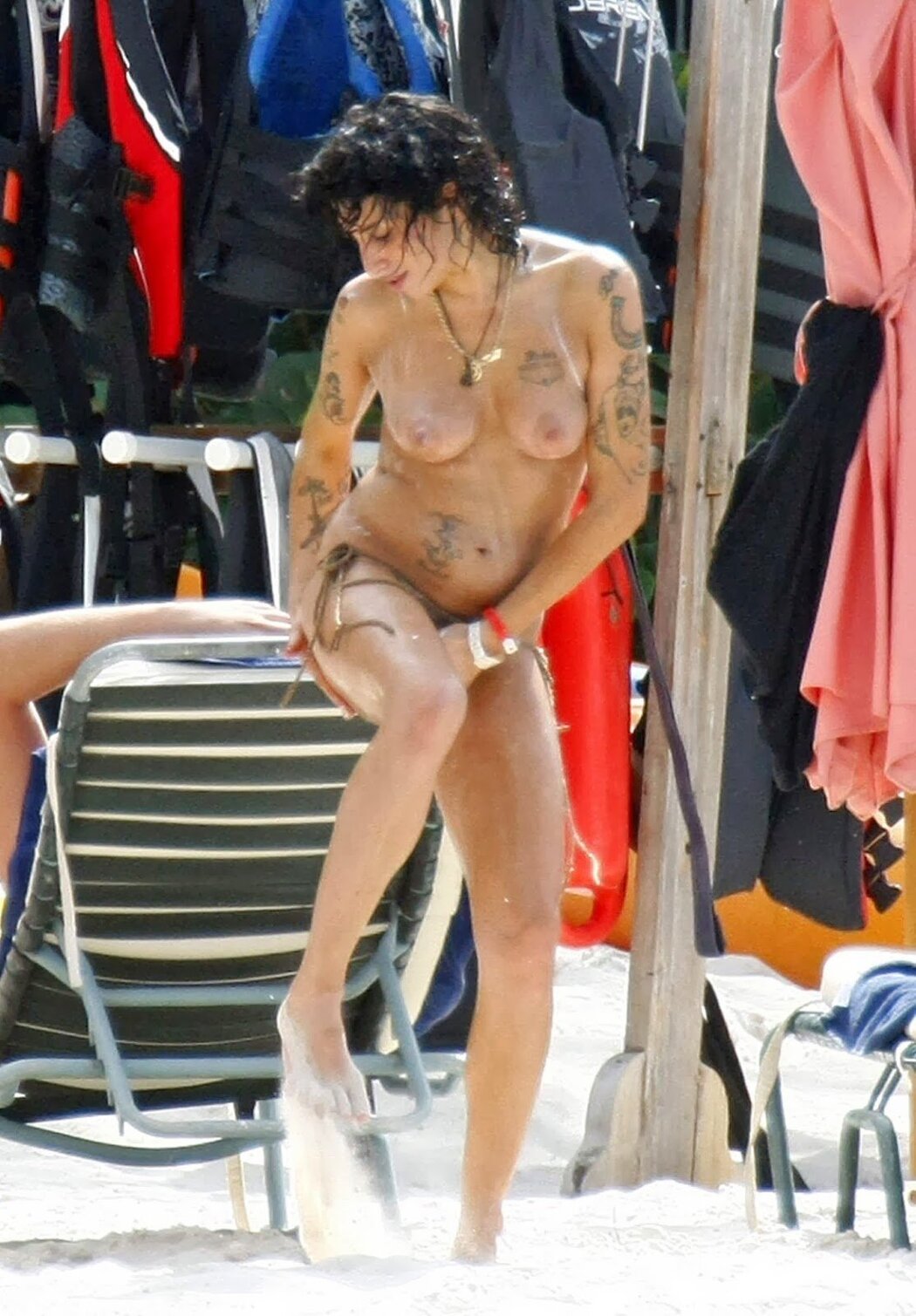 Amy Winehouse Naked