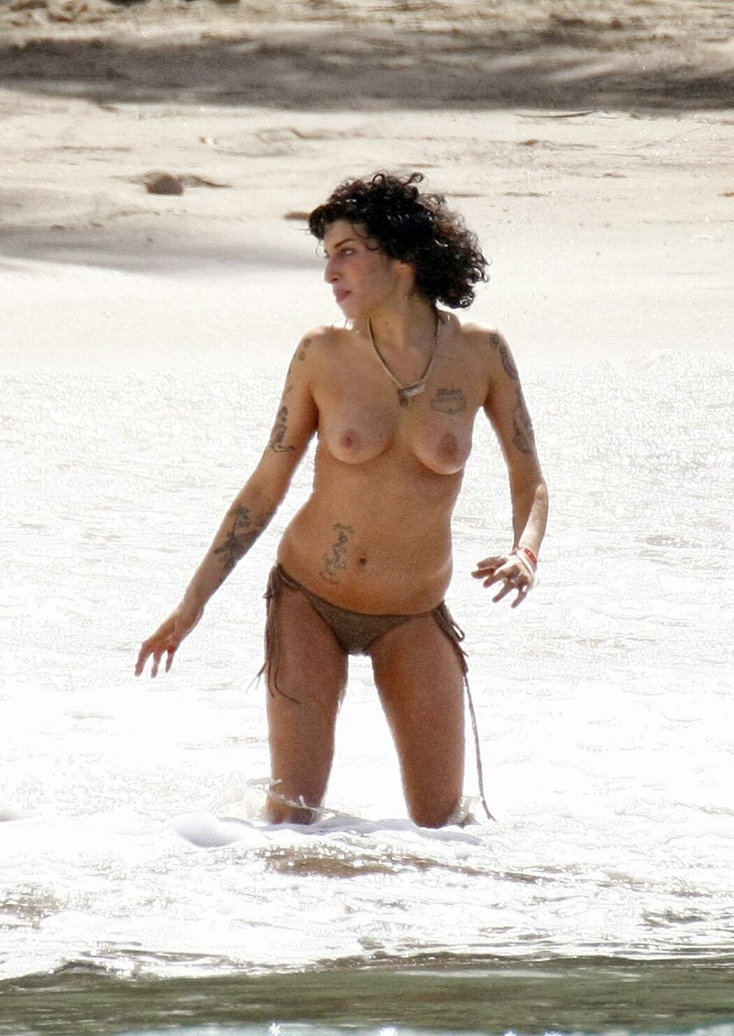 Amy Winehouse Naked